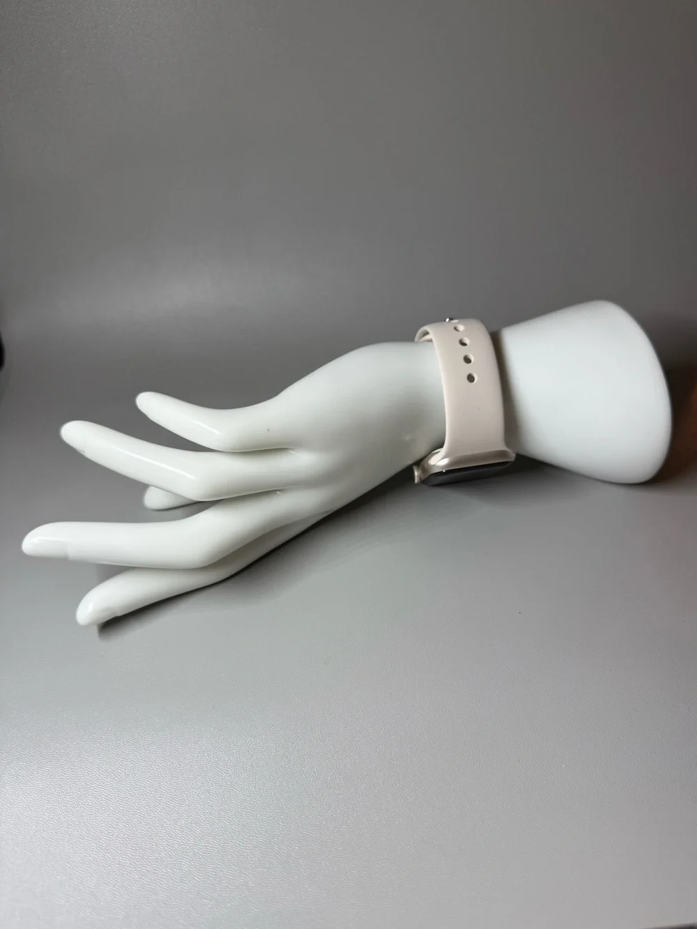 Apple Smartwatch 40MM with Light Pink Band